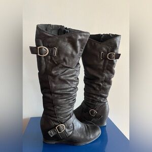 Baretraps Scarlett tall wedge boots, slouchy design with buckled straps size 7.5